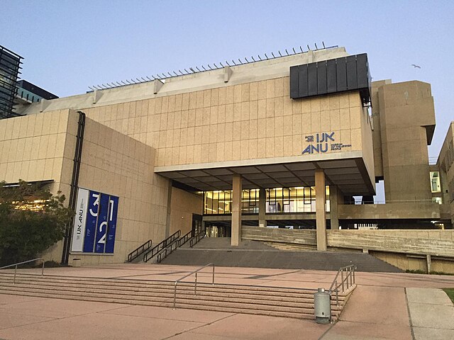 Museum of the Jewish People (Centro León Juden)