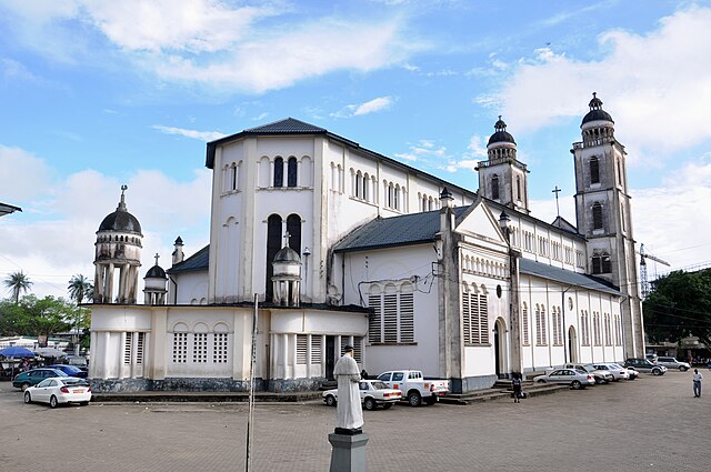 Cathédrale Saint-Pierre-et-Saint-Paul