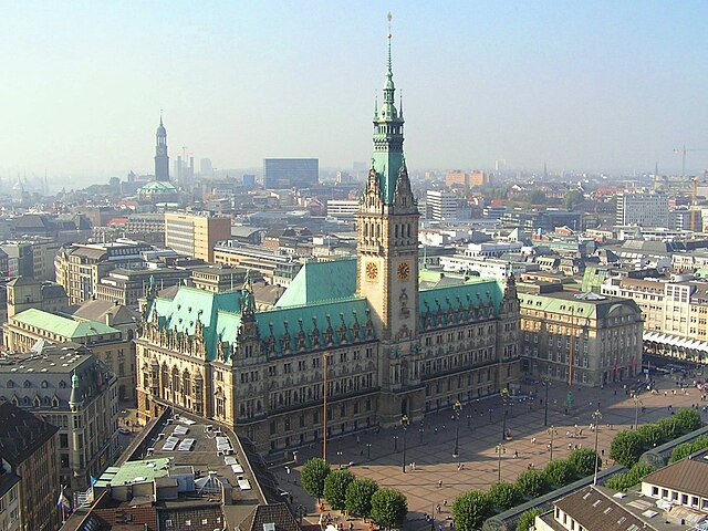 Rathausmarkt (Town Hall Square)