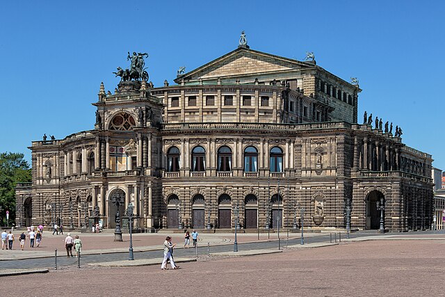 Semperoper (Semper Opera House)