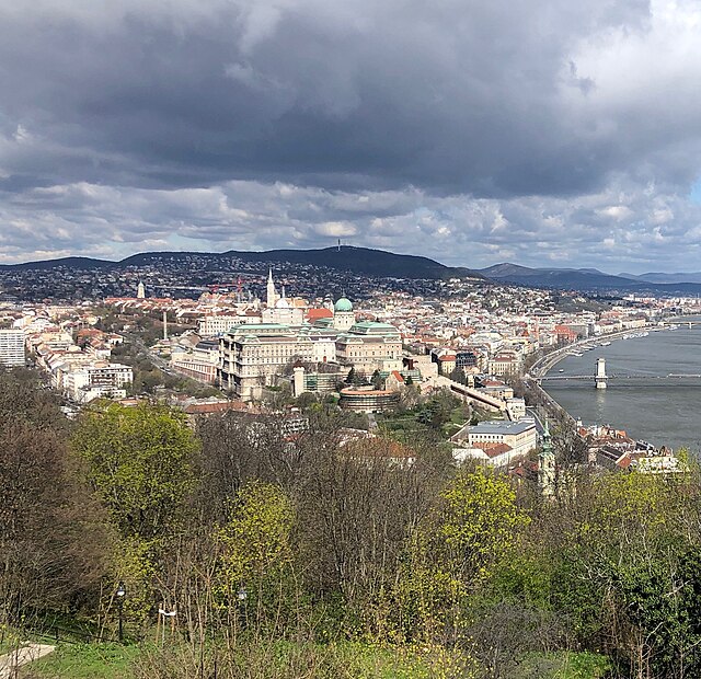Castle District (Várnegyed)