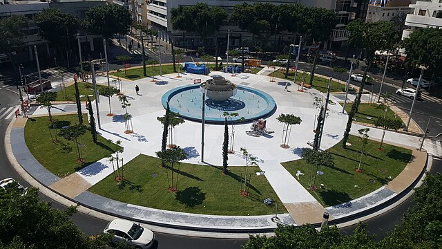 Dizengoff Square