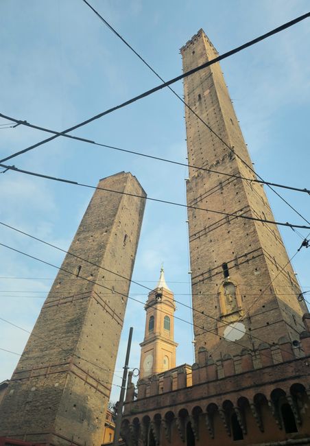 Le Due Torri (Two Towers)