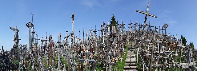 Hill of Crosses (Šiauliai)